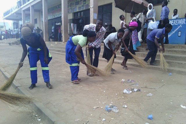 Students from DAPP Amalika TTC Cleaning Along Malangalanga Road 